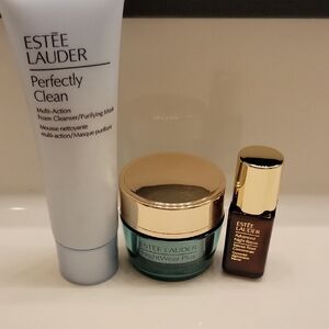 Estee Lauder Perfectly Clean Set - White, Gold, and Blue